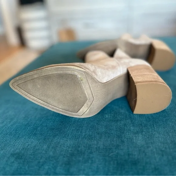 EUC Steve Madden Darci Ankle Boots - Picture 9 of 11